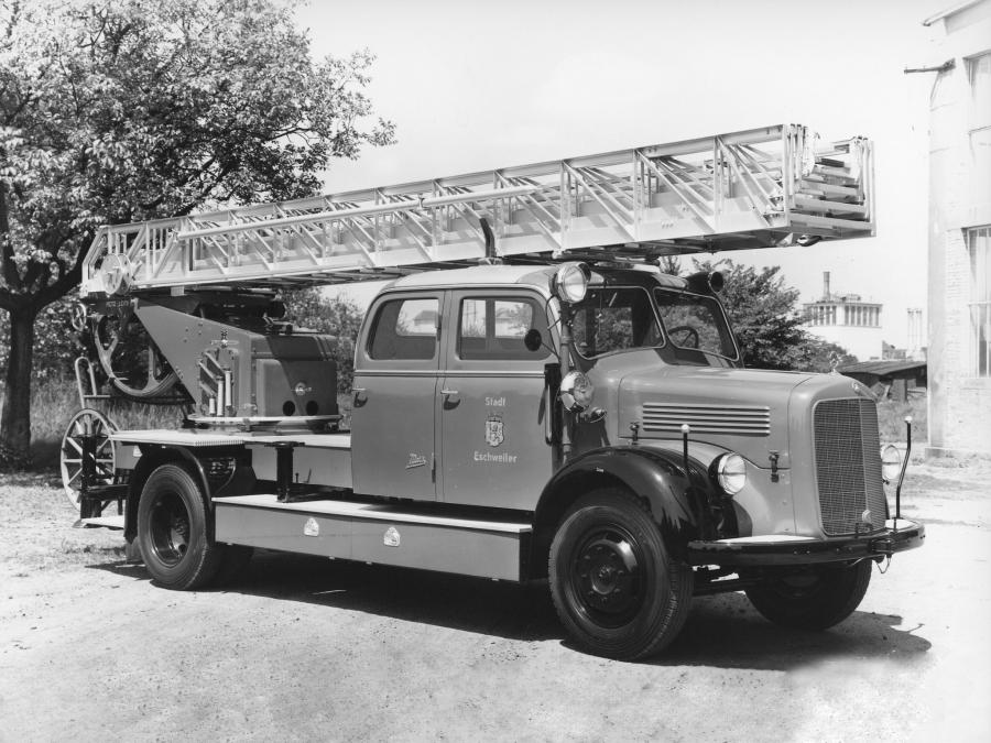  Mercedes-Benz L3500F DL25 by Metz 1951 года  (фото 1 из 1)